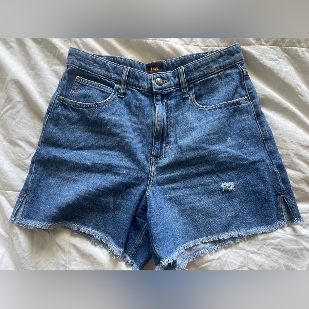 Levi’s denim shorts (NWOT)